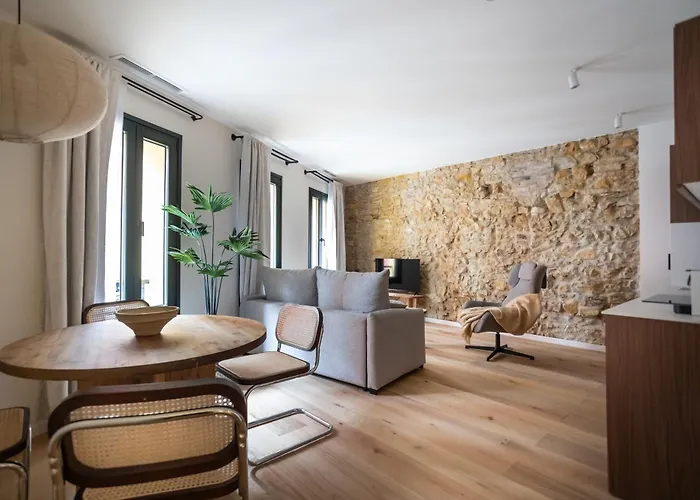 Azcarraga Apartments